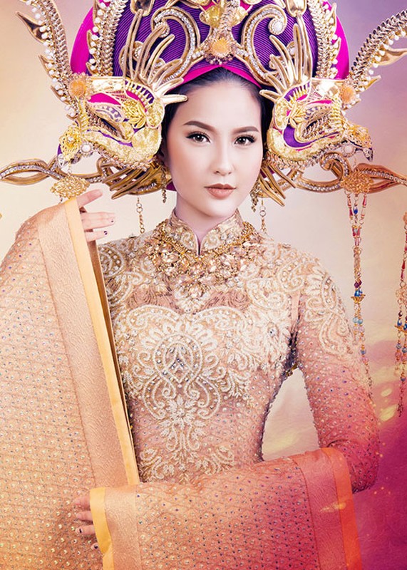 Lo trang phuc dan toc cua Khanh Ngan truoc chung ket Miss Globe-Hinh-3